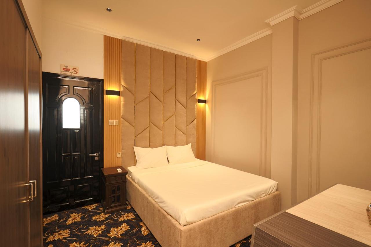 Phuoc Hung 3 Hotel Vĩnh Long Exterior foto